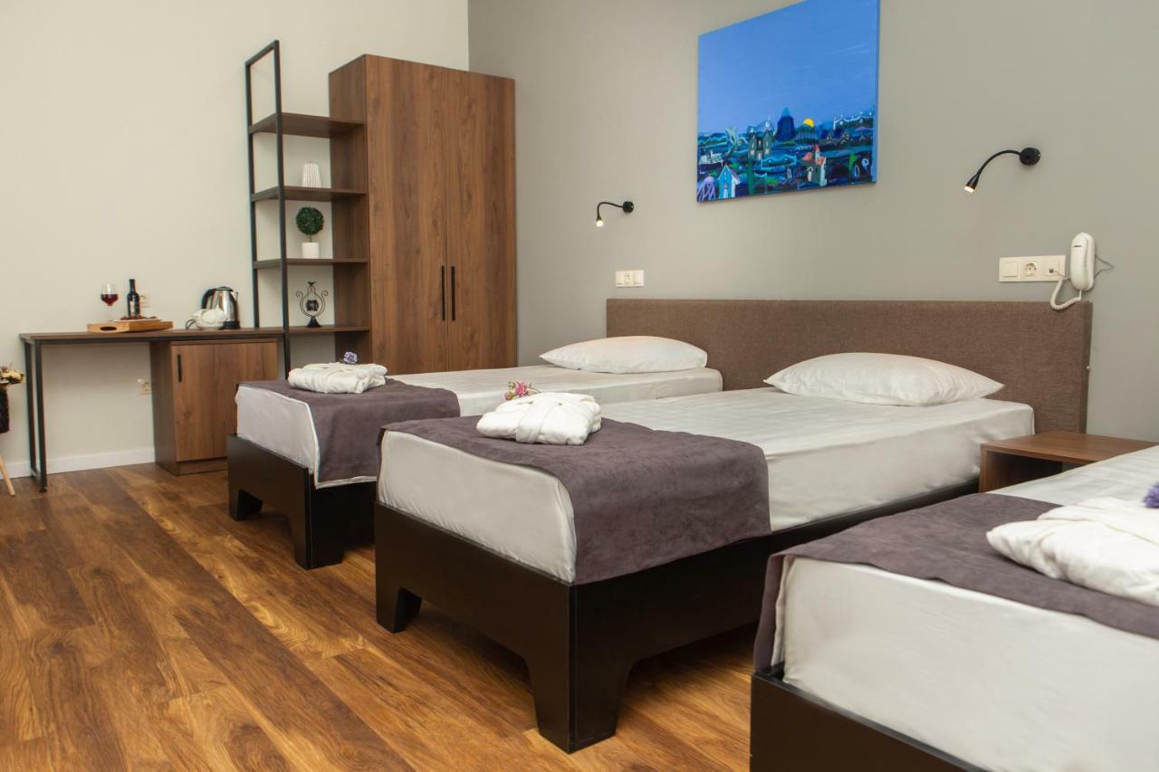 Vista Hotel Тбилиси Экстерьер фото